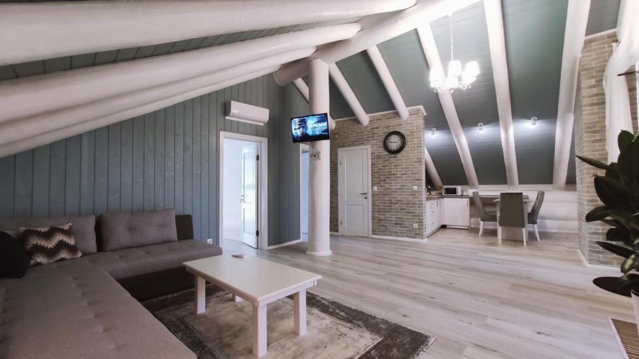 Adele Apartment Mizhhirya  Exterior photo